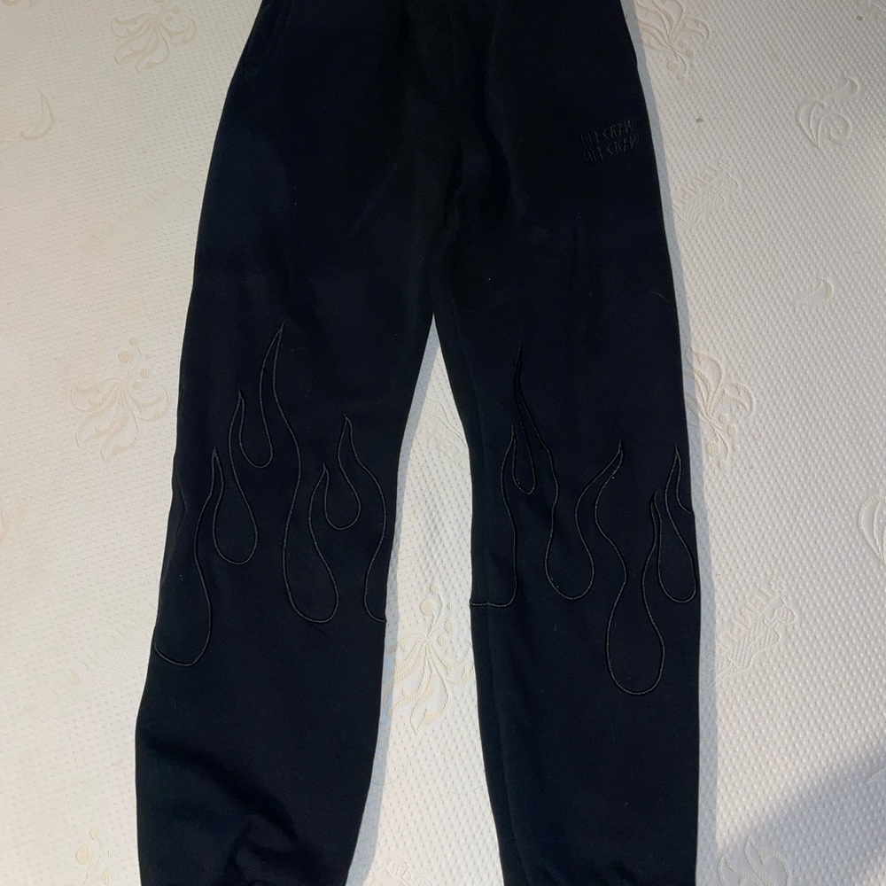 Black Kill Crew flame detail sweatpants size small